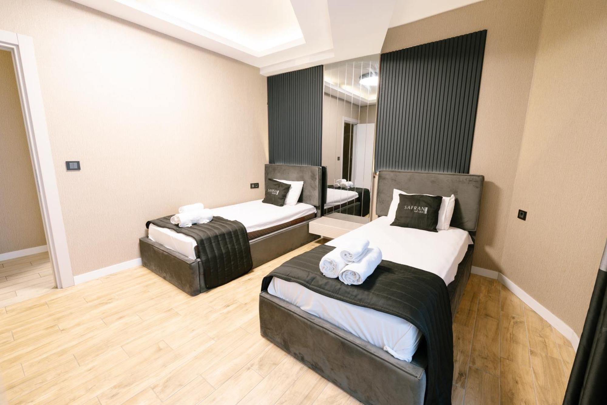 Safran Suit Otel Buca Exterior photo